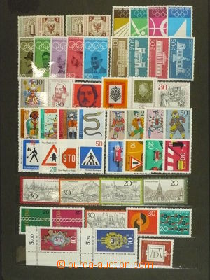 114978 - 1959-73 sestava 25ks kompletních emisí, obsahuje např. Mi.31