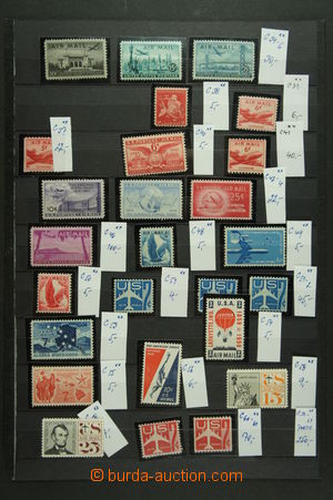 122128 - 1926-59 USA sestava leteckých známek na zásobníkové ka