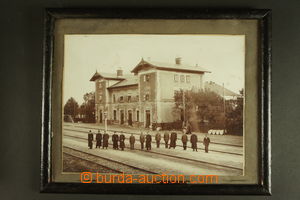129402 - 1910 HLINSKO - railway-station and employees in uniforms, ph