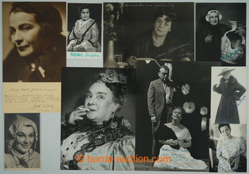 252071 - HEREČKY / selection of signatures important Czech screen a