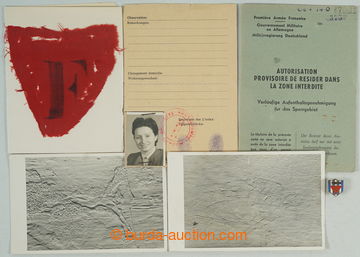 268310 - 1939-1945 PŘÍBĚH / textilní nášivka červený trojúhe