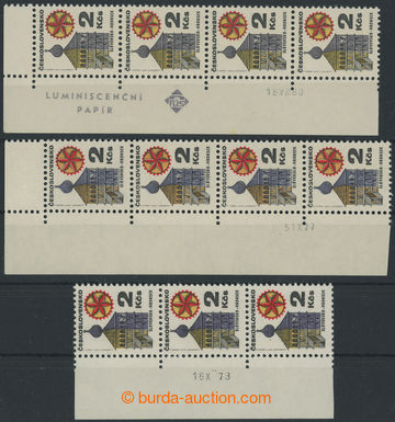 268887 - 1971 Pof.1877, Vernacular Architecture 2Kčs, three date sou