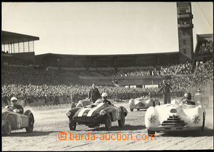 32288 - 1963? reportážní B/W photo from car plants/races, origin
