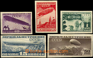 35726 - 1931 airmails imperforated Mi.397-401C, very light marks lef