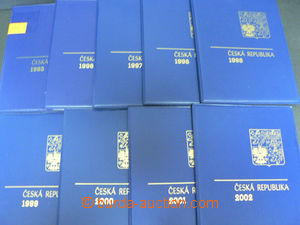 42784 - 1995-2002 ČESKO sestava 9ks dárkových alb ČP bez příl
