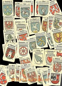 56435 - 1930 Heraldry selection of more than 100 pcs of perf label