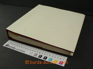 63449 - 1847-1945 USA neúplná sbírka známek na zasklených list