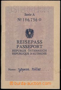 81140 - 1948 passport, Austria, superb