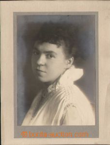 88153 - 1916 DRTIKOL portrait women, 13x18 cm mounted to passe-part