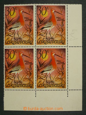 97165 - 1967 Pof.1587ST, Vodní ptactvo 30h, rohový 4-blok s okraji,