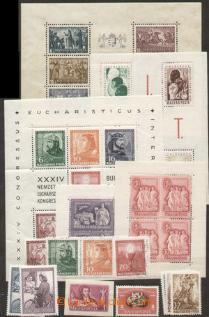 100589 - 1938-60 sestava známek a aršíků, obsahuje mj. Mi.Bl., 4,