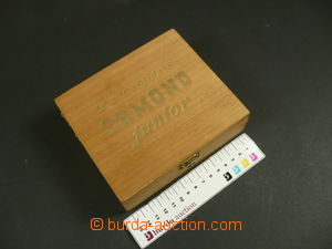 101408 - 1939-45 SLOVENSKO  sestava balíčkovaných známek v krabi