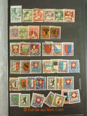 110290 - 1910-83 SWITZERLAND  menší sbírka známek, obsahuje vydá