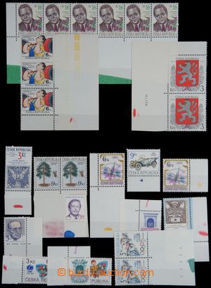 119724 - 1993-2001 sestava 15ks známek a bloků s barevnými skvrnam