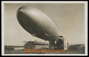 129241 - 1936 Zeppelin LZ 129 Hindenburg above hangárem,  B/W, to Cz