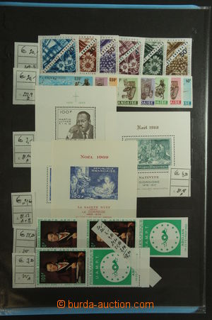 142316 - 1965-79 [SBÍRKY]  sestava známek, obsahuje mj. kompletní 