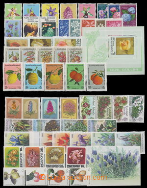 143187 - 1959-2000 FLÓRA  sestava námětových známek na 2 kartác