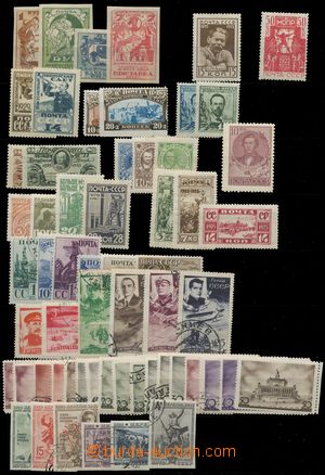143635 - 1922-40 comp. of stamps and sets on stock-sheet, c.v.. ca. 2