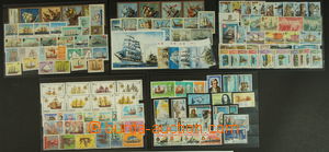 147971 - 1970-96 [COLLECTIONS]  SHIPS  compilation of motive stamps o