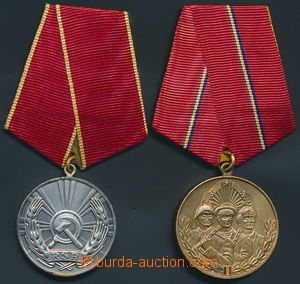 153324 -  Medaile práce, BK + medaile Vojenská statečnost, pozlace