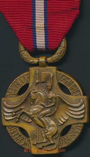 153479 - 1919 Czechoslovak revolutionary medal, type C with signature