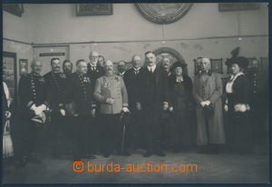 154861 - 1917 contemporary photo Prague dignitaries, mayor Dr. GROŠ,