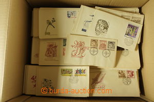 162118 - 1945-92 [COLLECTIONS] complete set FDC; in cardboard box, in
