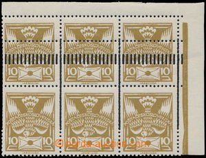 188747 -  Pof.146A, 10h olive, comb perforation 14, upper corner bloc