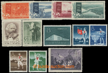 204831 - 1957-1959 selection of mint stamps and sets: Mi.354-357, 373