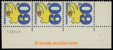 217229 - 1974 Pof.2113, Postal emblems 60h, corner str-of-3 with date