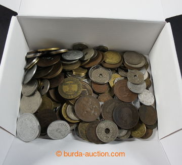 219813 - 1850-1950 FRANCE / selection coins in/at smaller little-box,