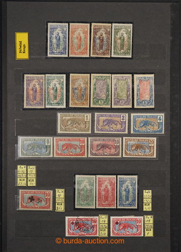 227984 - 1907-1933 [SBÍRKY]  sbírka na 3 zásobníkových listech A