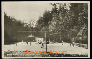 23435 - 1930 Rožnov pod Radhoštěm - partie z parku , tenisové ku