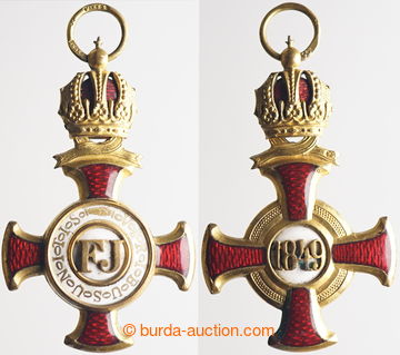 237506 - 1850 Cross of Merit, golden with crown, bronze gilt, smalty,