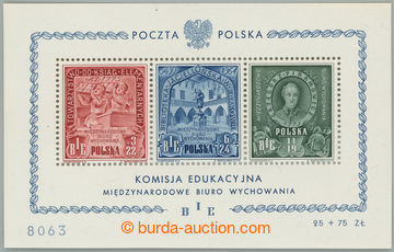 237971 - 1946 Mi.Bl.9, aršík Vzdělávací komise, rozměr 127,5x80