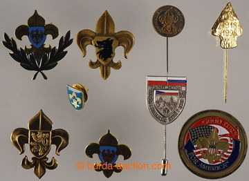 238828 - cca 2000 SCOUTING / comp. 9 pcs of various scout badges and 