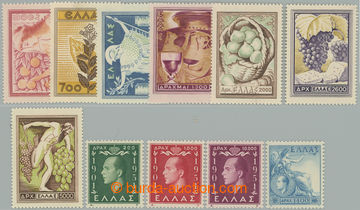 254430 - 1952-1953 Mi.592-595, 596-602, two complete sets; VF, c.v.. 