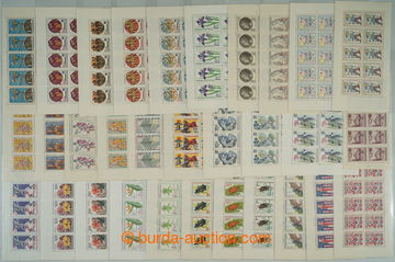 259228 - 1953-1980 [COLLECTIONS]  SELECTION of / 31 pcs of various bl