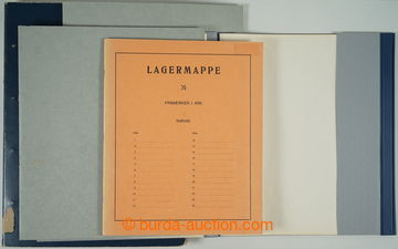 275995 -  PÉROVÉ DESKY / sestava 16ks různých desek na albové li