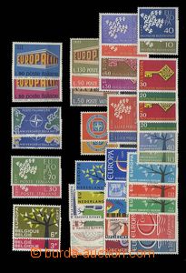29445 - 1959-65 EUROPA CEPT  selection of issue stamp. Belgium, Ital