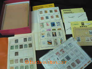 44225 - 1870-1980 EUROPE  selection of 20 pcs of small choice notebo