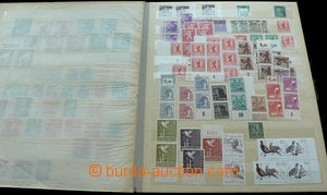 45993 - 1920-50 EUROPE  comp. of mainly clear stamp. in older stockb