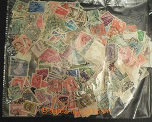 49950 - 1890-1945 HUNGARY  freely scattered stamp. in paper bag