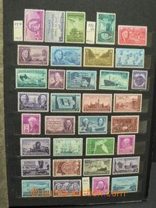52238 - 1945-74 USA  selection of mint never hinged stamp. in big 8-
