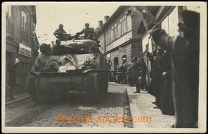 55938 - 1945 Sušice, welcome American tanks,  B/W, real photo pictu