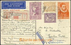 64652 - 1933 postcard with photo street, sent Reg and airmail to Cze