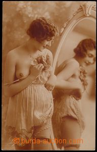 74374 - 1925 dívka u zrcadla, hnědý tón, Made in France; nepouž