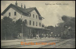80175 - 1935 BYSTŘICE NAD PERNŠTEJNEM - nádraží, vlak, lidé; p