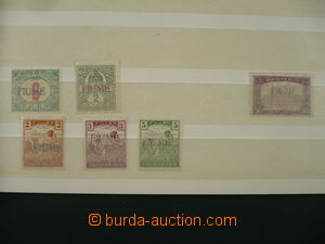 94978 - 1918-19 FIUME  selection of stmp with overprint, blocks of f