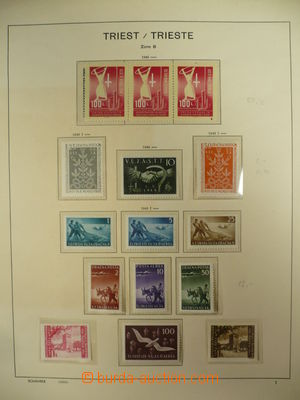 99586 - 1948-54 TRIESTE / ZONE B  sbírka známek na zasklených lis